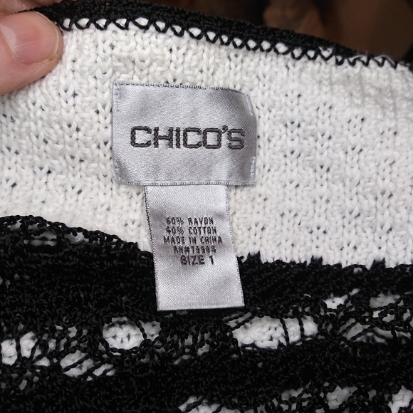 Chico's Black & Ivory Boho Retro 70's Striped Crocheted Long Cardigan/Swim Cover - Picture 9 of 11